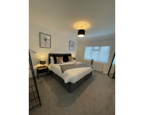 Harborne Park Road by JLJ Apartments